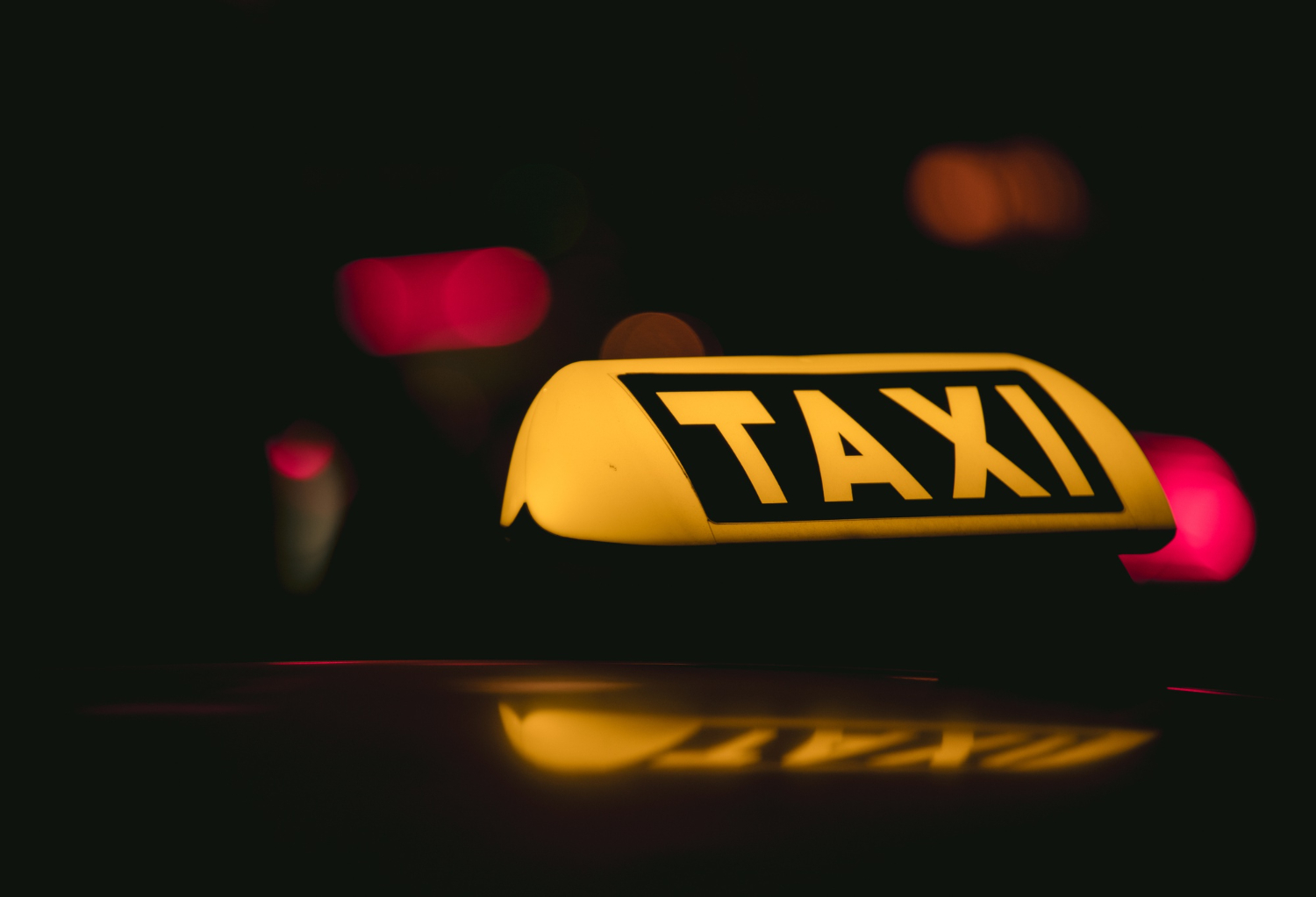 Foto di Retard dans l'obtention de votre licence de taxi